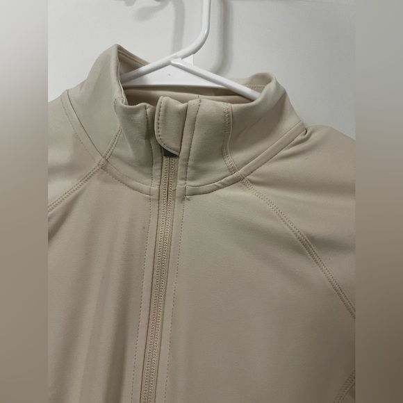 Old Navy Women Jacket Cream Long SleeveCompression Full Zip Activewear XS (0195) - Picture 4 of 10